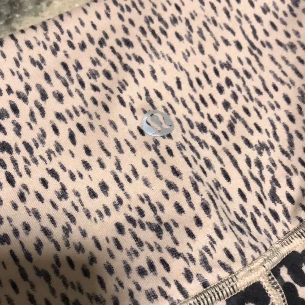 Lululemon Wunder Under Crop (High Rise)
